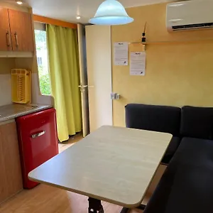 https://helloocamp.it-tuscanyhotel.com